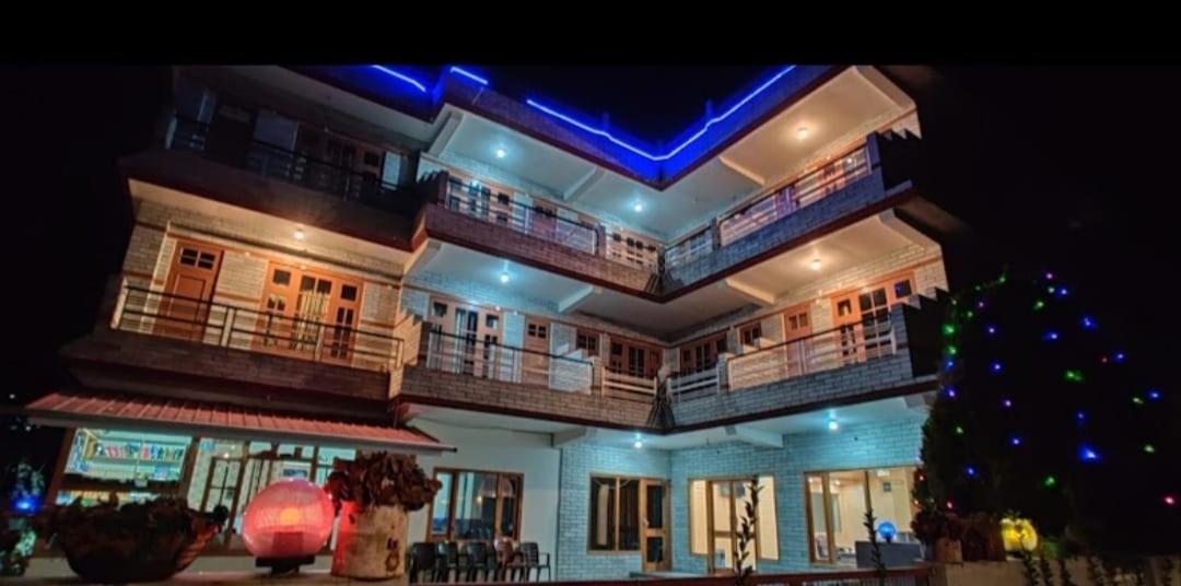 The White House Hotel Kasol Exterior foto