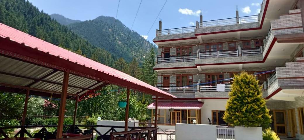 The White House Hotel Kasol Exterior foto